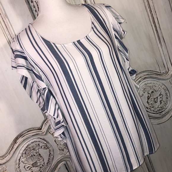 LC Lauren Lauren Conrad Striped Double Ruffle Sleeve Popover Top Size Large - Picture 2 of 10